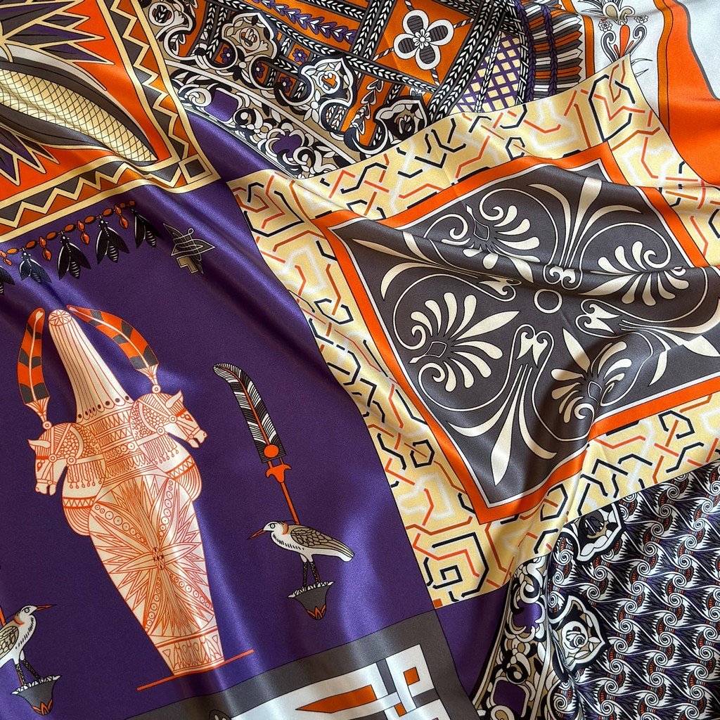 Silk Scarf Havana (Grey)
